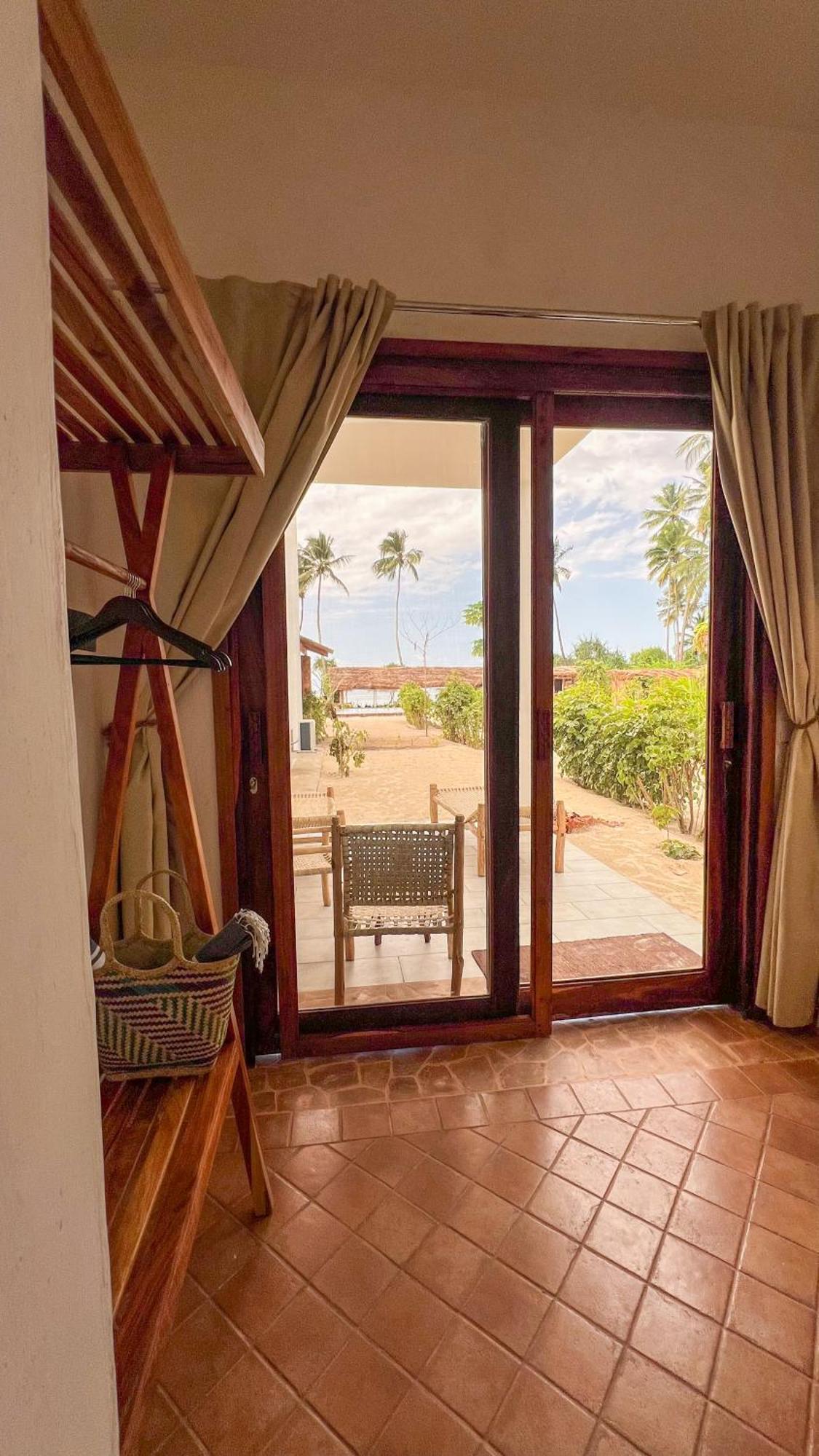Mvuvi Boutique Resort Kiwengwa  Habitación foto